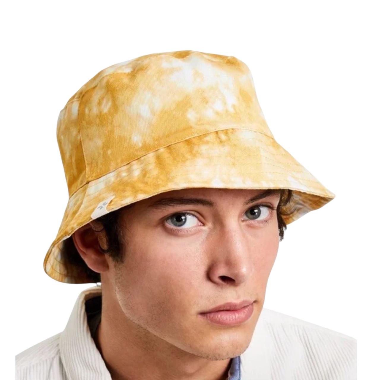 BUCKET HAT