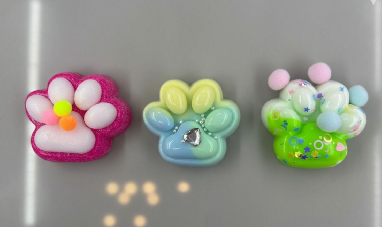 SCUCHIES DE HUELLAS